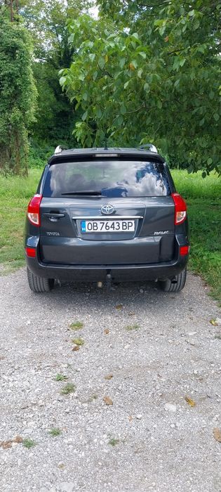 Продава се TOYOTA RAV4 4 D4D