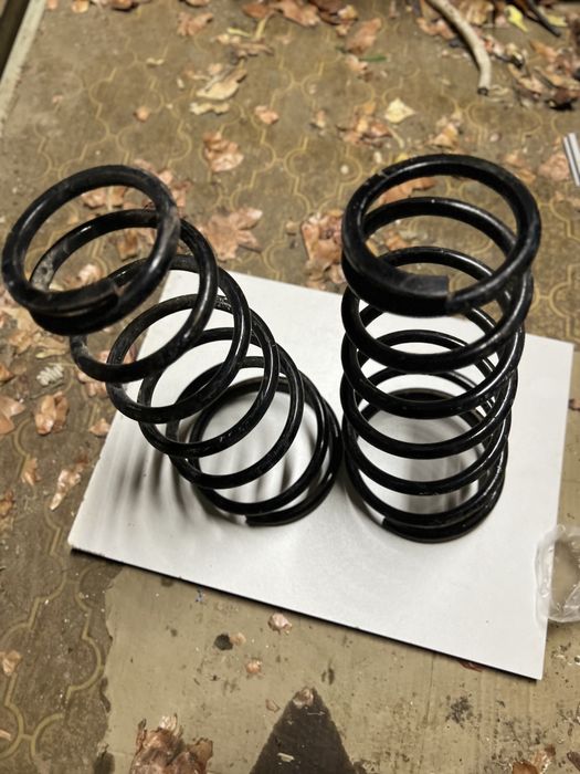 Пружины задние camry 30-35