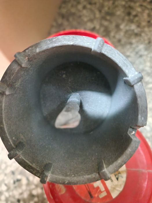 Перфоратор  Makita HR4001C