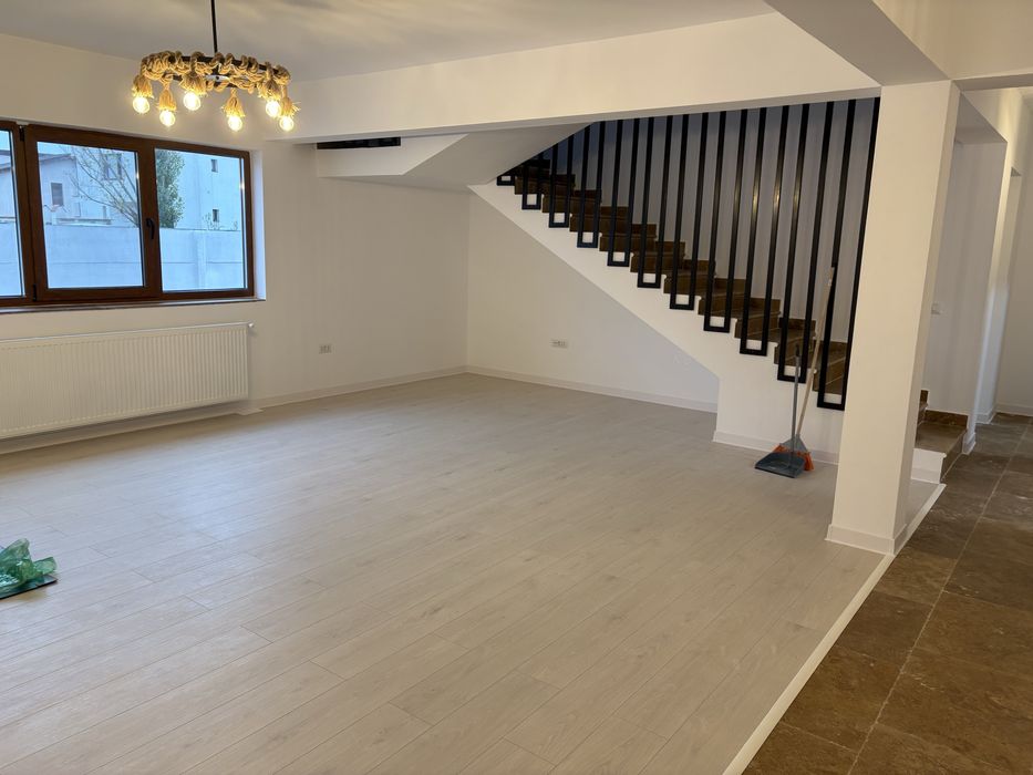 Casa parter plus un etaj Pantelimon