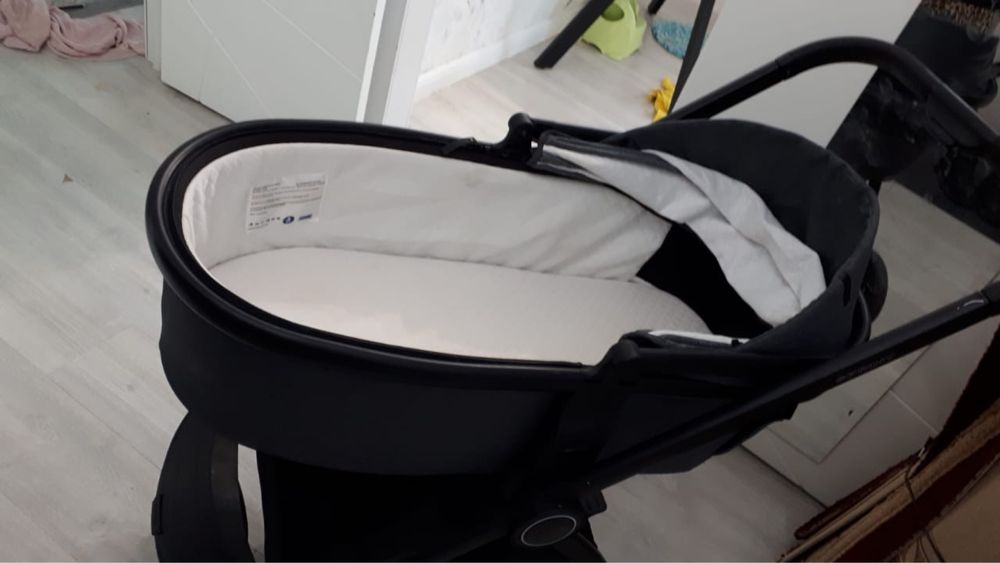 Продам коляску sprint в отличном состояний, 2 в1