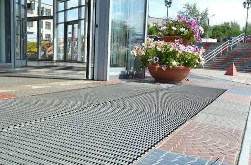 Придверная грязезащитная решетка