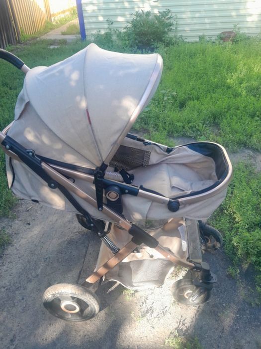 Продам коляску детскую