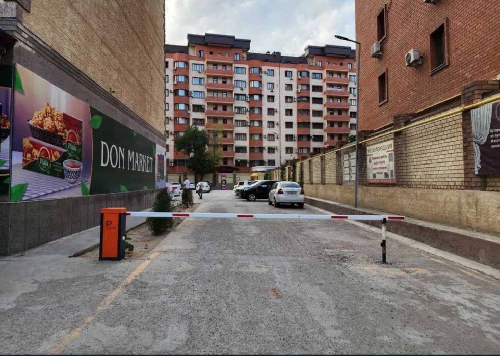 Продается 3х комнатная квартира,8 роддом,ул Кичик Бешагач,140м2