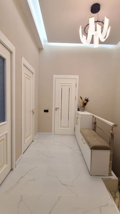 Bel tepa Novostroyka 3 hona 100 kvadrat