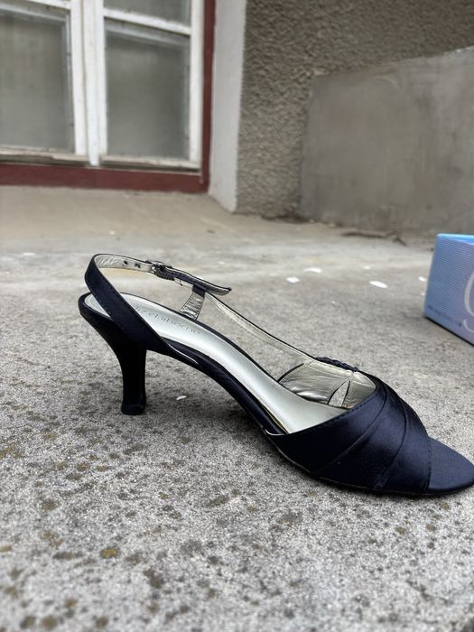 Официални сандали