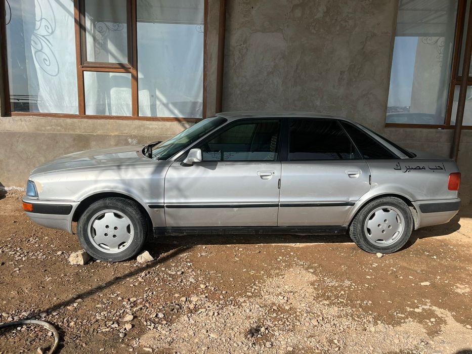 продается Ауди 80