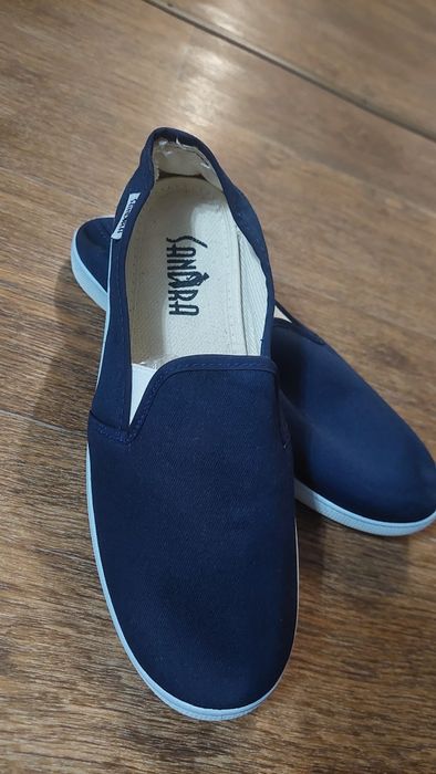 Продам новые макасы