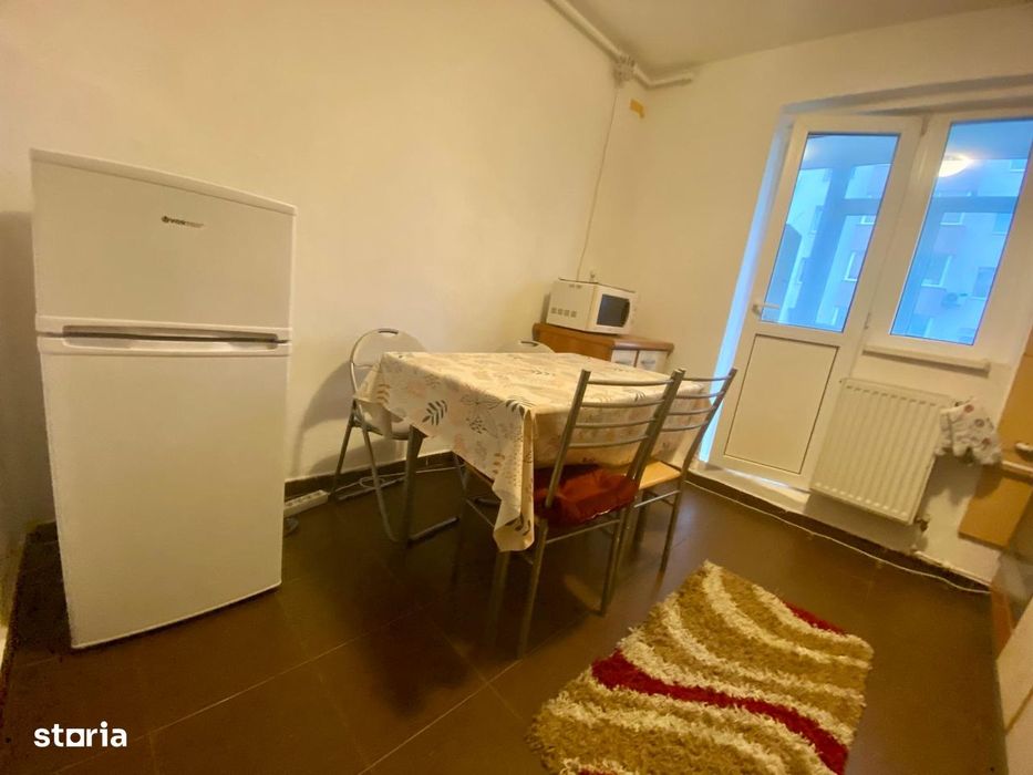 Apartament cu 3 camere si 2 bai in zona Gorjului langa metrou-Militari