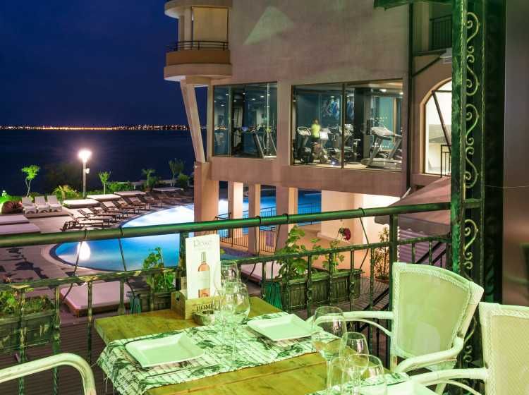 Продава се Двустаен апартамент в Свети Влас - 90 кв.м за 967 €/кв.м - Снимка #20