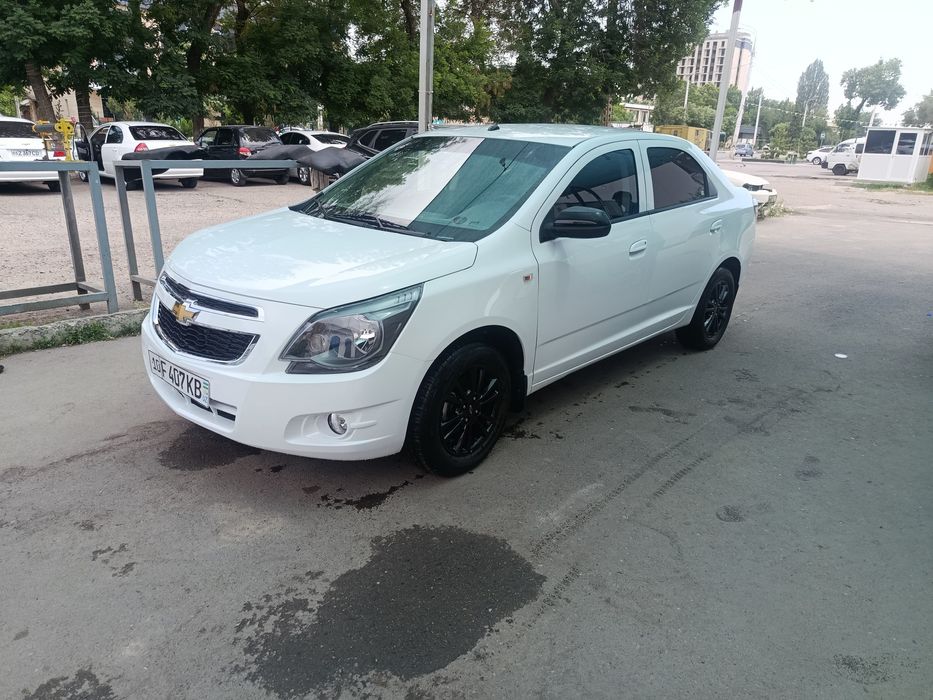 Chevrolet kobalt 2025 midnayt