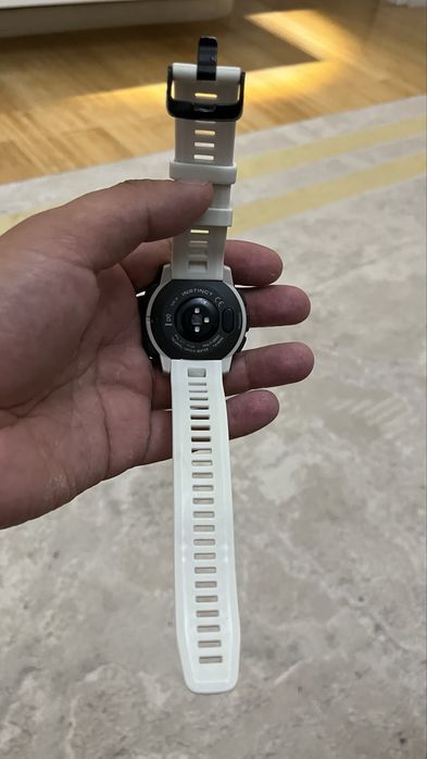 Garmin instinct