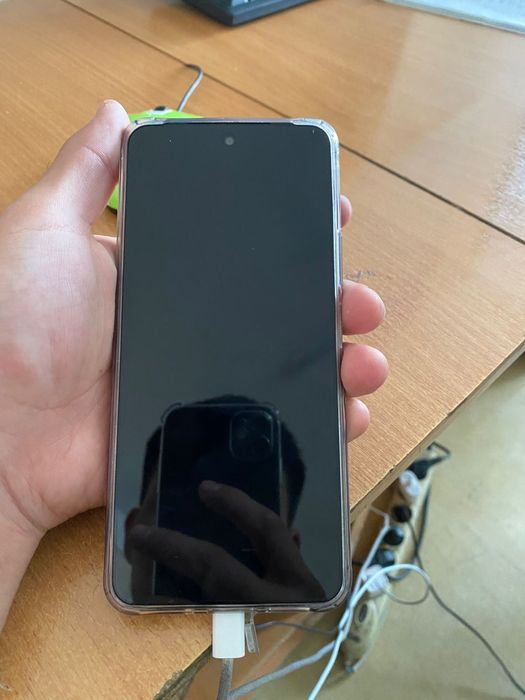 Продается vivo срочна новый