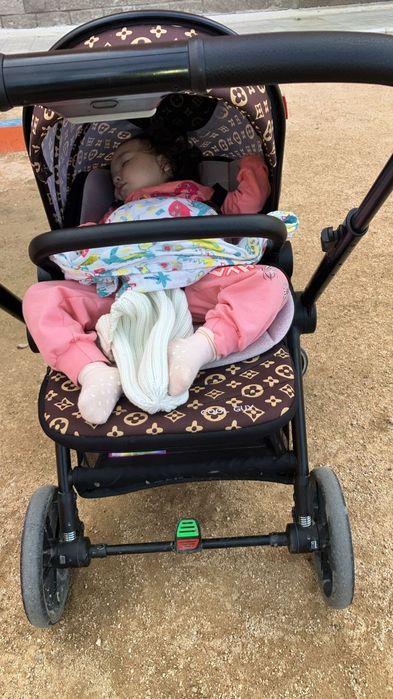 Коляска в отличном состоянии