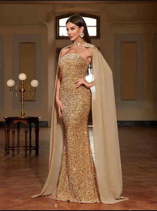 Вечерние блестящее платье труба с пайетками