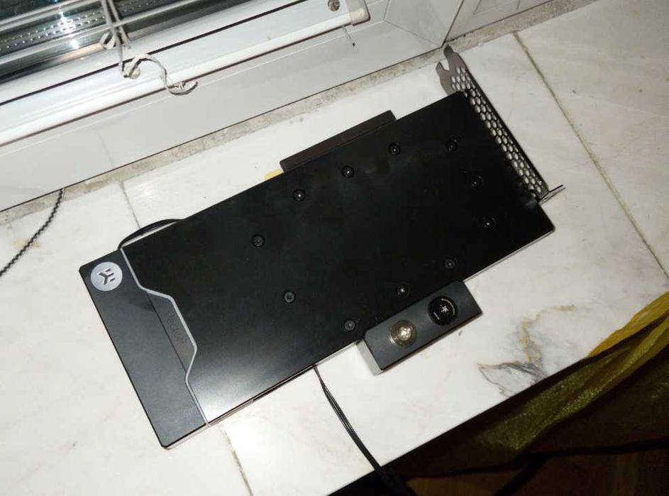 Palit Nvidia RTX 3080 10GB с Воден Блок + Наличен въздушен охладител