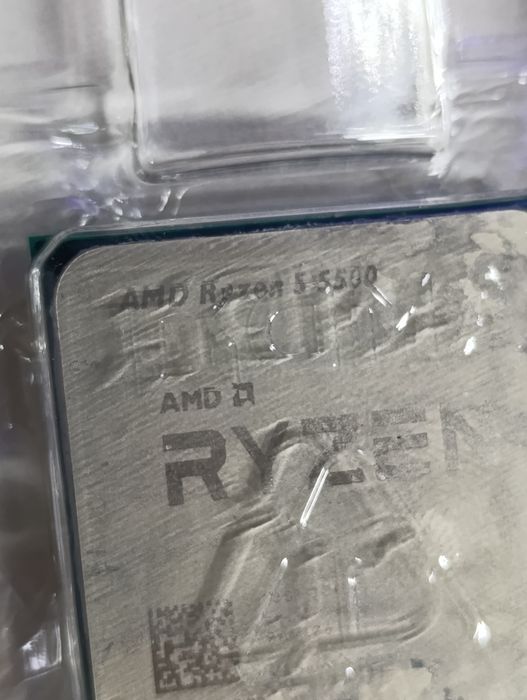 Procesor ryzen 5 5500 ca nou în garanție pc garage  20 luni