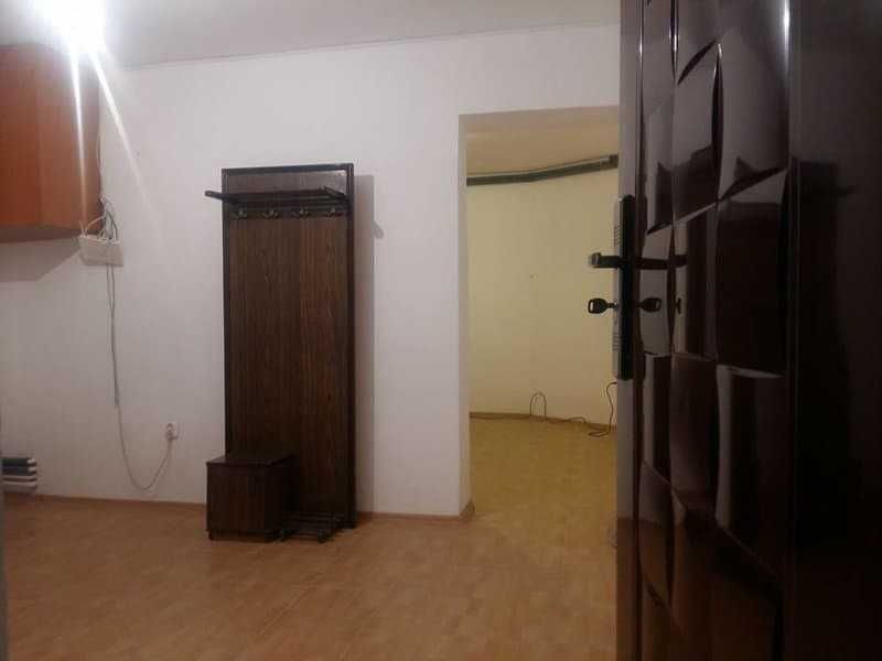 Grozavesti-Regie 3 camere demisol