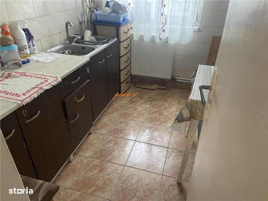 Apartament 3 camere , zona Cartier Gara , et 3din 4 , 60 mp , centrala