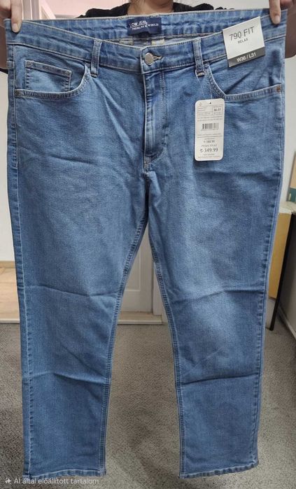 Blugi NOU LC Waikiki