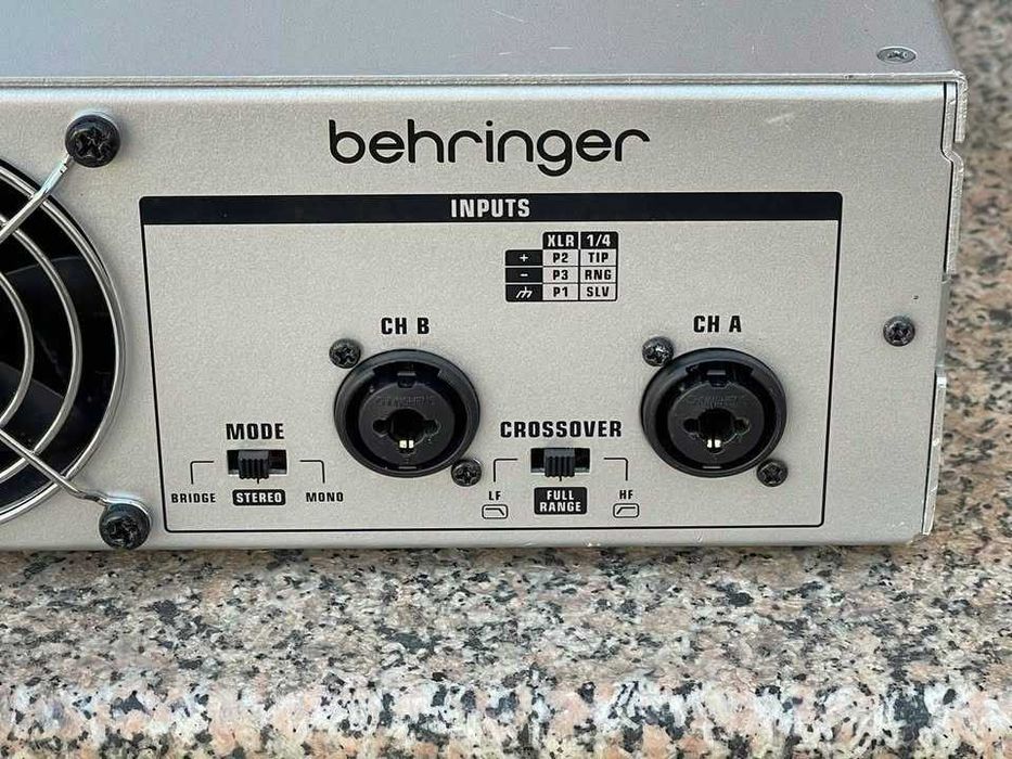 Rack case amplificator audio