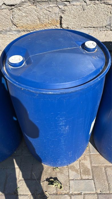 Бочки 200/210 лт платиковые