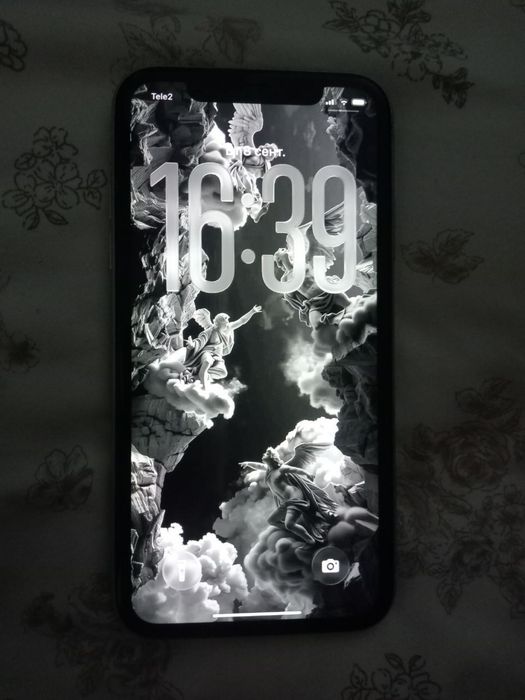 iPhone 11 / 64 Gb