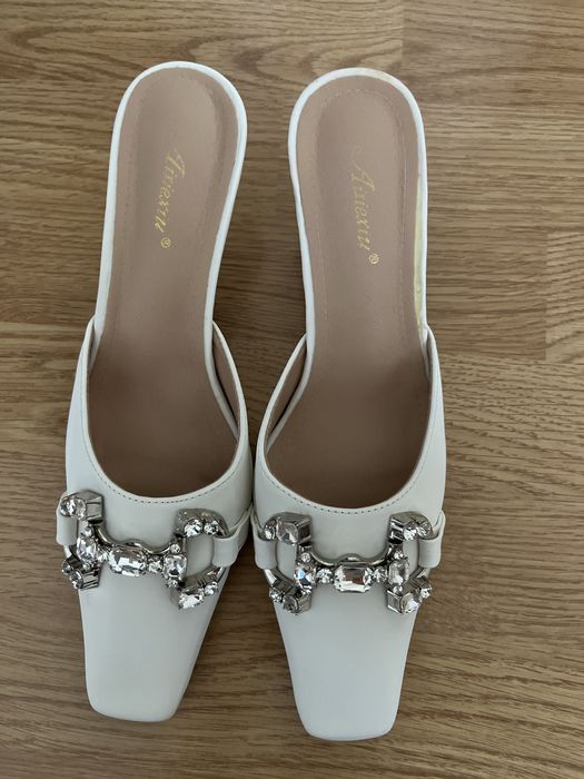 красивое мюли продается