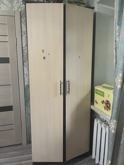 Срочно продам шкаф под телевизор!!!