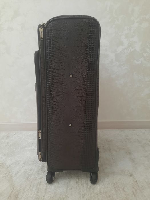 Дорожный чемодан большой