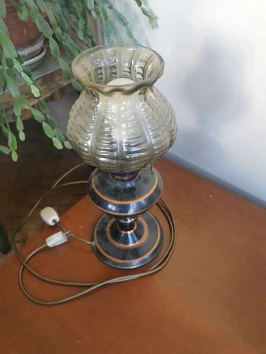 прекрасна ретро лампа