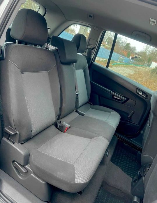 Opel zafira 2012