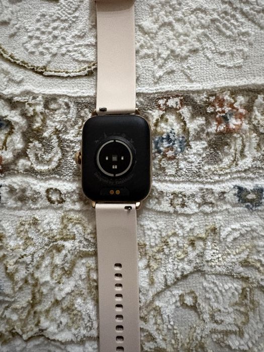 Продаю Часы YAMI i1