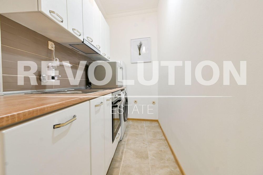 Тристаен апартамент в ж.к. Медицинска академия.