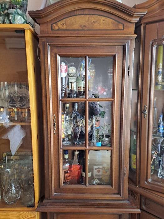 Старинни витрини