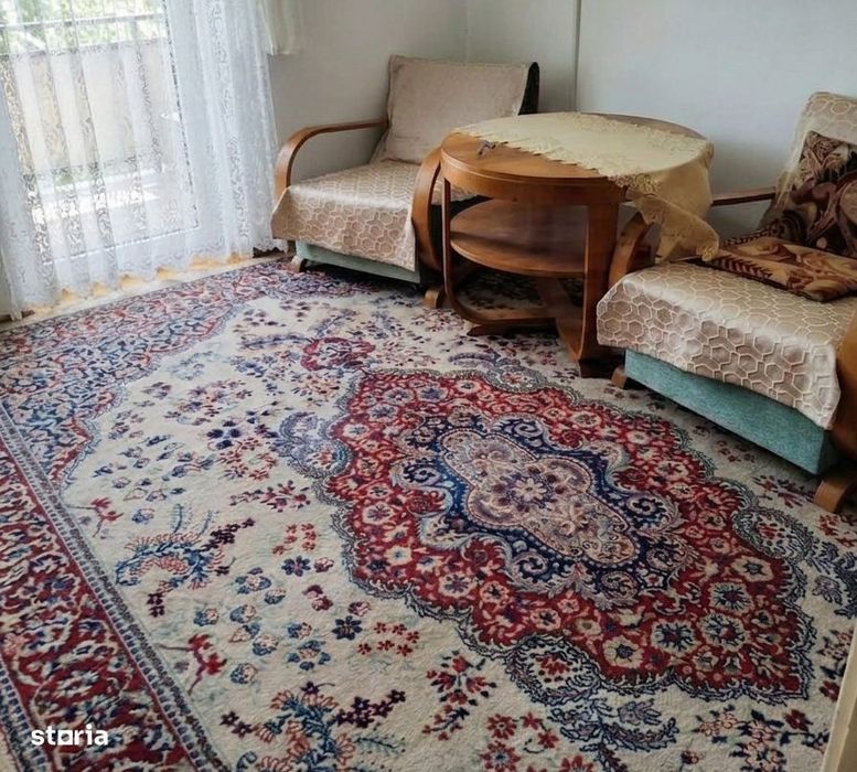 Proprietar Vand 2 Camere Etaj 2, Mobilat, Brad Ultracentral, Parc