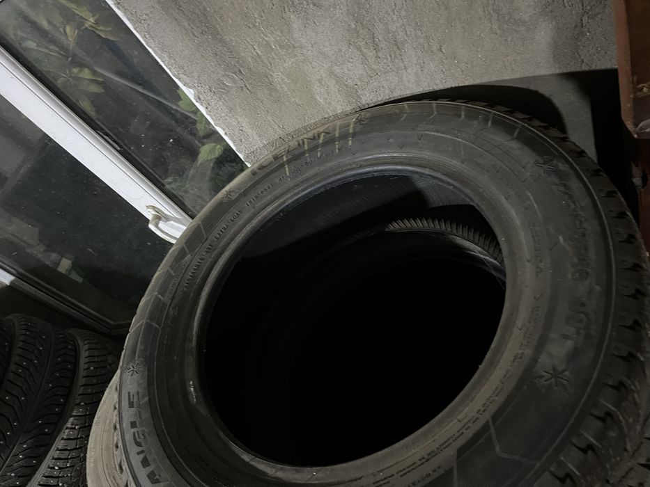 Покрышка 205/60R16 Treangle