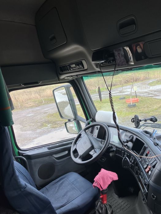 VOLVO 440s cu Semiremorca