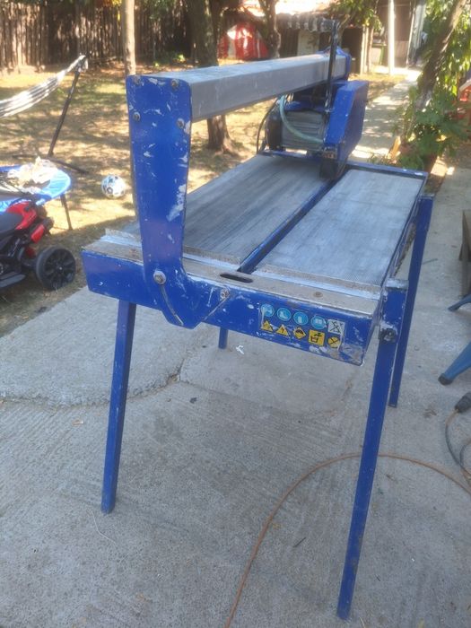 Mașină electrică de tăiat gresie și faianță