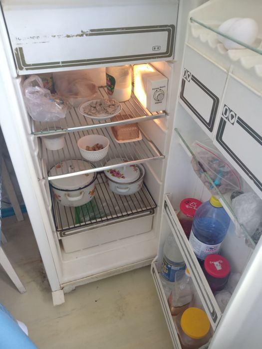 Продам   холодильник