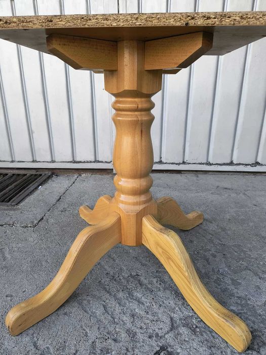 Кухненска маса разтегателна с диаметър 101 см. – масив