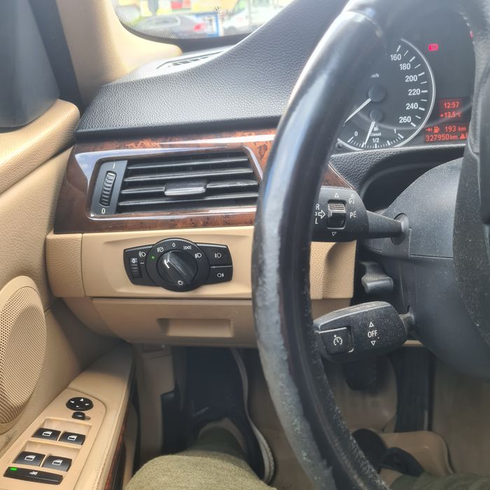 BMW e90  320D  M47