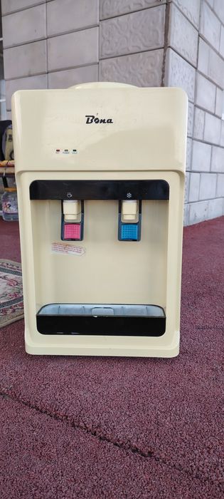 Диспенсор воды 10000