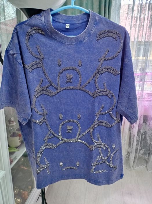 Футболки стразы  отличное качество
