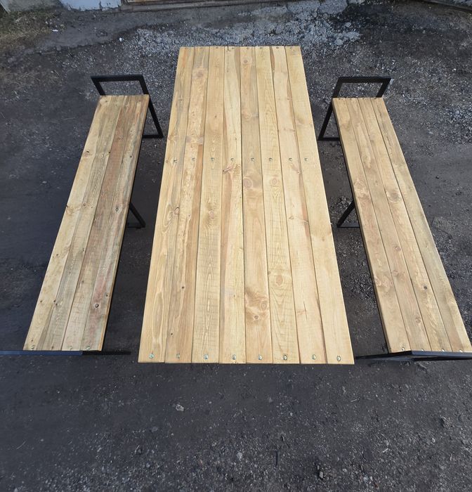 Стол + 2 скамейки