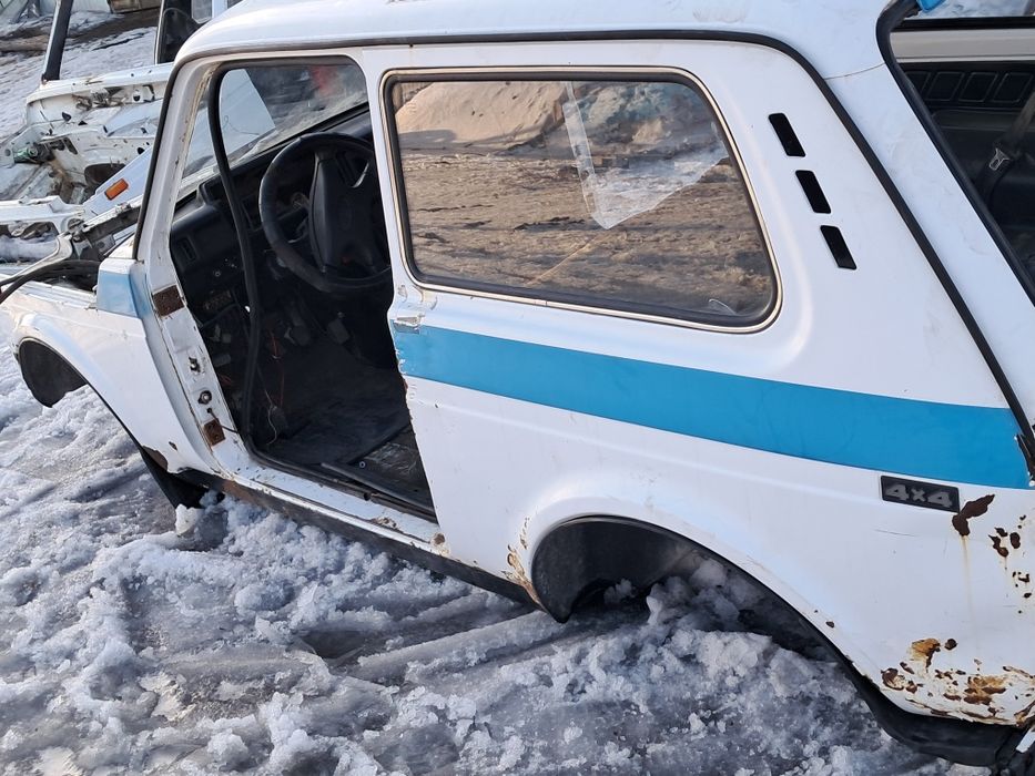 Нива на разбор 2008год