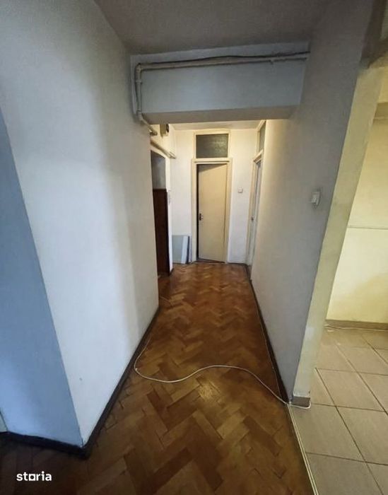 Apartament de 76 mp utili,2 bai,2 balcoane,,zona Piata Marasti