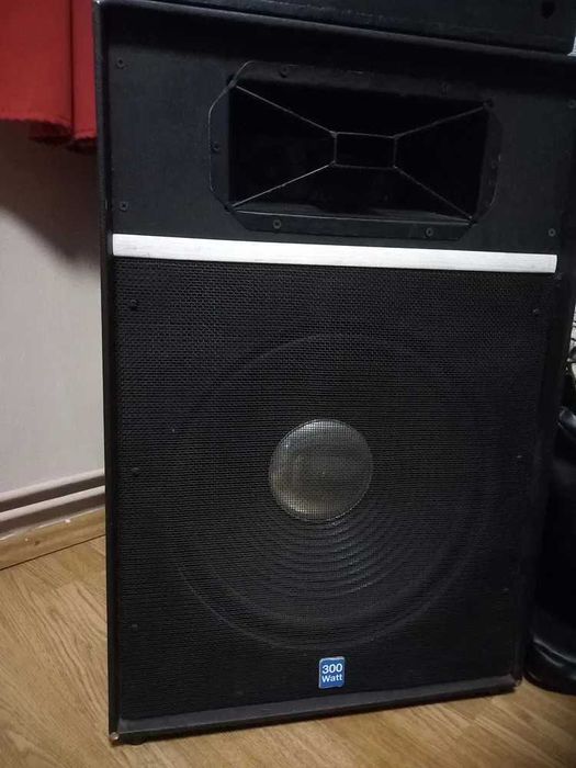 Vând amplificator și boxe