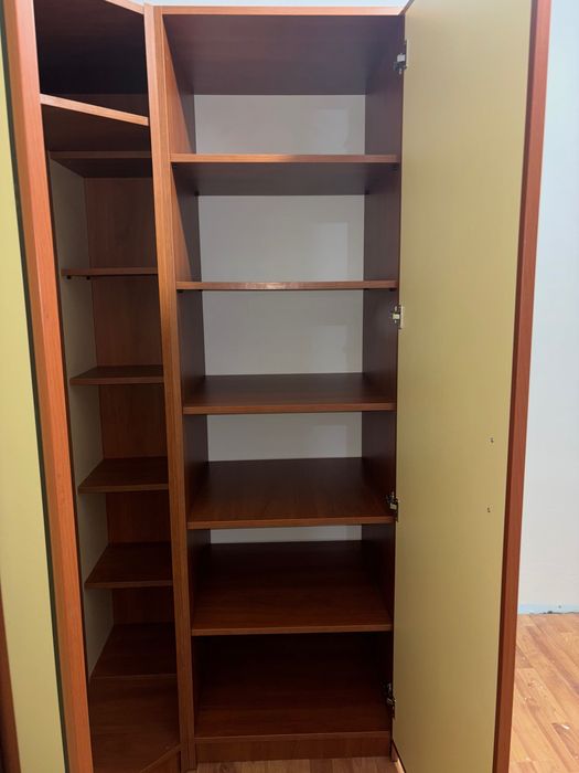 Гардероб за спалня