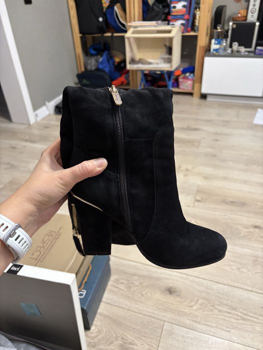 Зимние сапоги женские